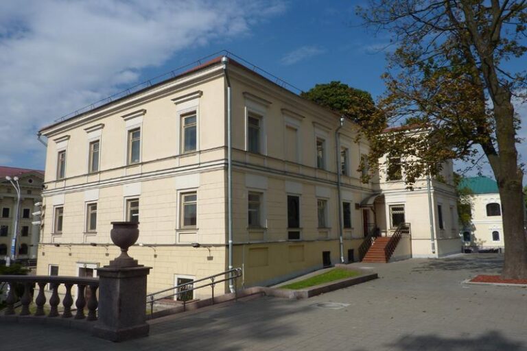 Институт теологии Белорусского государственного университета приглашает старшеклассников к участию в проекте «Студент БГУ на неделю»